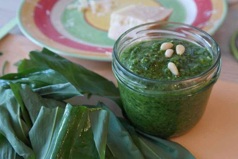 Black Garlic Pesto do it yourself